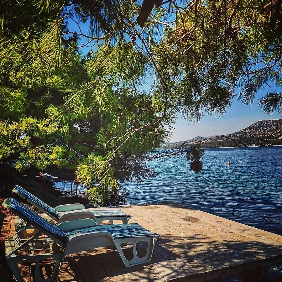 O Sole Apartment With Private Beach Donji Okrug  0*, Donji Okrug (Ciovo) Croatia