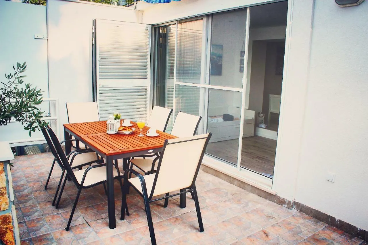 O Sole Apartment With Private Beach Donji Okrug  Donji Okrug (Ciovo)