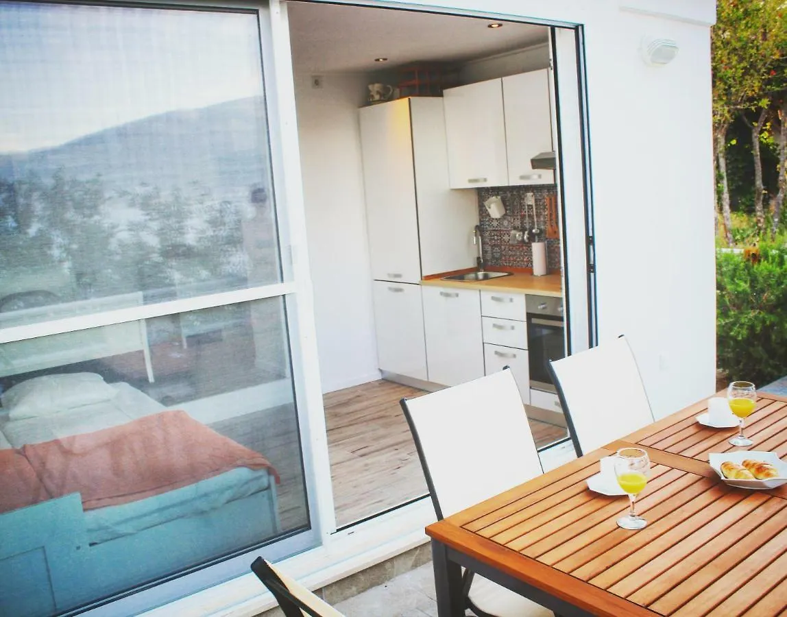 O Sole Apartment With Private Beach Donji Okrug